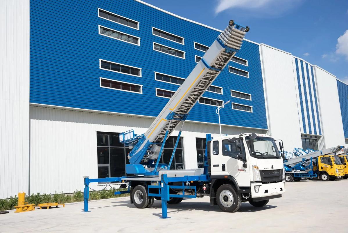 江汉小型云梯车上料车租赁多少钱