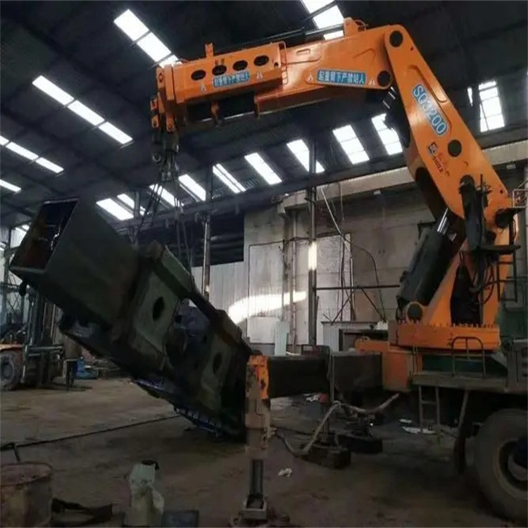 江汉200吨折臂吊出租